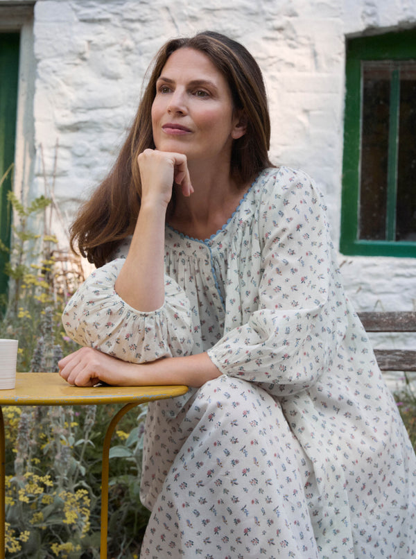 Isabel - Oak Floral