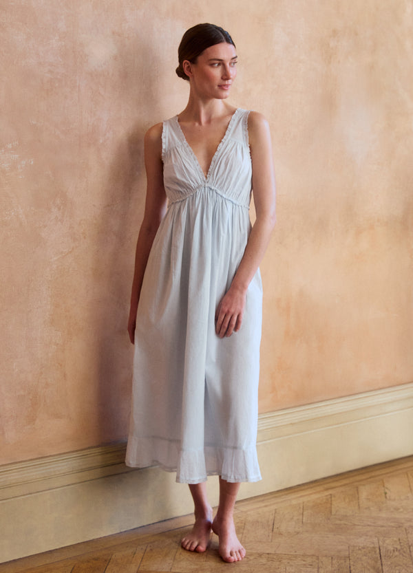 Anastasia - Pale Blue