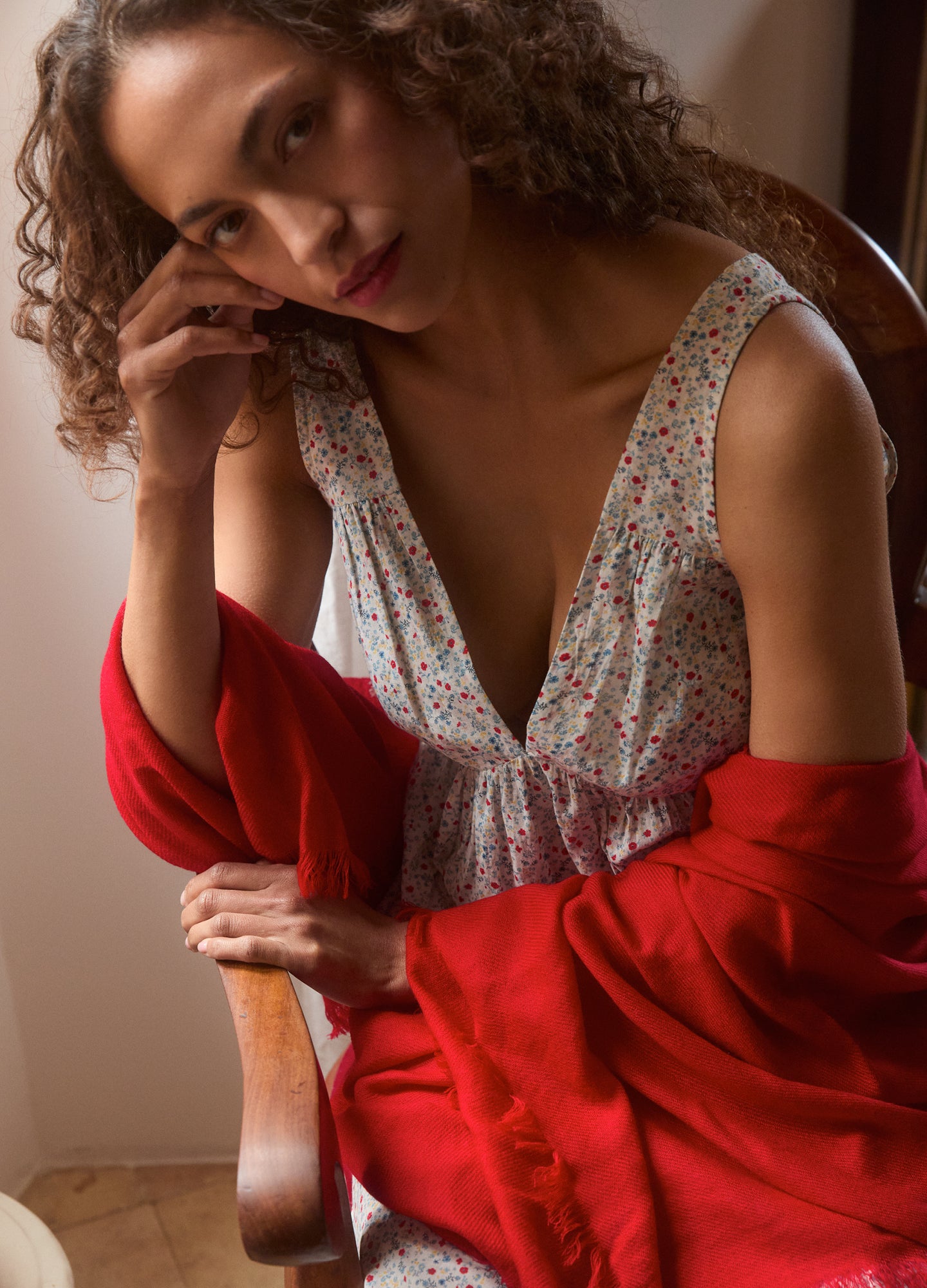 Lightweight Cashmere Shawl - Cherry Red